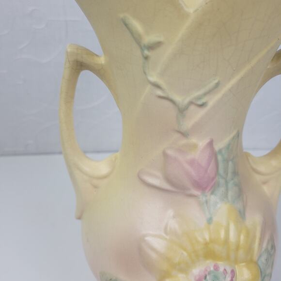 VTG Hull Pottery Magnolia Flower Vase Footed Matte‎ Yellow 2 Handle Art Nouveau - Picture 10 of 16